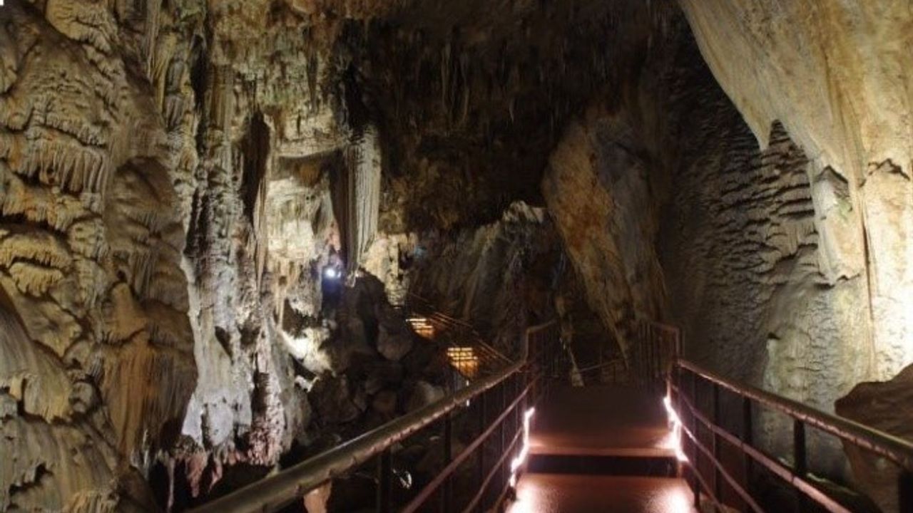 PAÜ öğretim üyeleri Dim Mağarasını inceleyecek