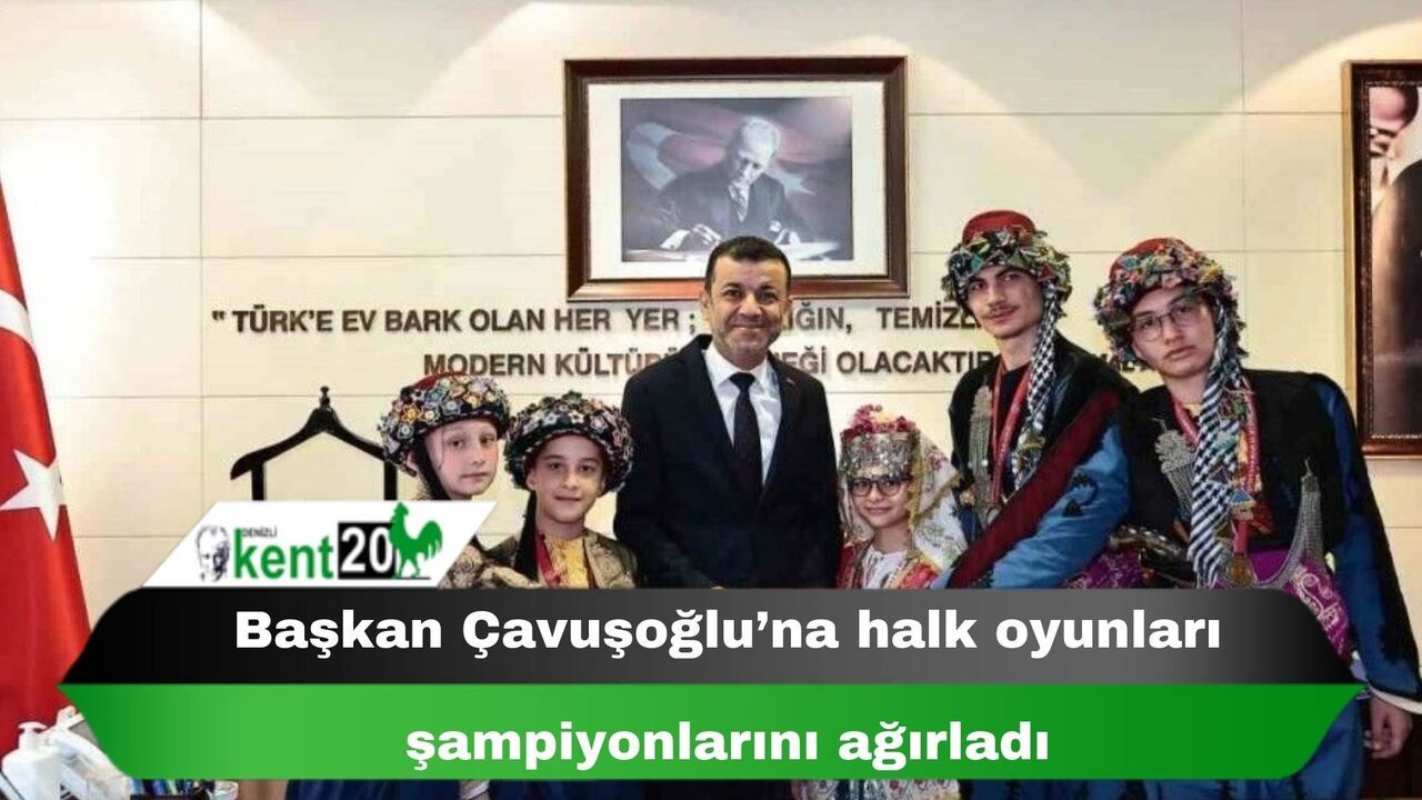 Başkan Çavuşoğlu’na halk oyunları şampiyonlarını ağırladı