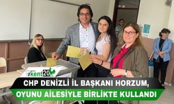 CHP DENİZLİ İL BAŞKANI HORZUM, OYUNU AİLESİYLE BİRLİKTE KULLANDI