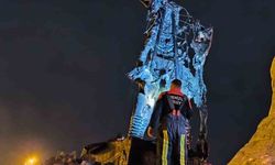 Denizli’de Milli Mücadele kahramanının heykeli kundaklandı