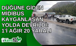 Düğüne giden midibüs kayganlaşan yolda devrildi: 1’i ağır, 20 yaralı