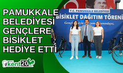 Pamukkale Belediyesi gençlere bisiklet hediye etti