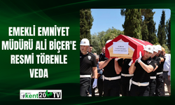 Emekli Emniyet Müdürü Ali Biçer'e Resmi Törenle Veda
