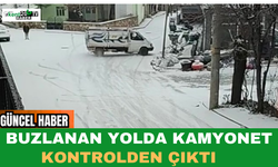 Buzlanan Yolda Kamyonet Kontrolden Çıktı