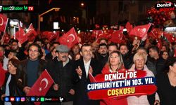 Denizli'de 103. Yıl Coşkusu: Binler Fener Alayı ve Derya Uluğ Konserinde Bir Araya Geldi