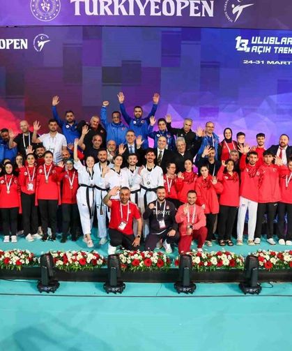 Denizlili Taekwondoculardan Antalya’da Büyük Başarı