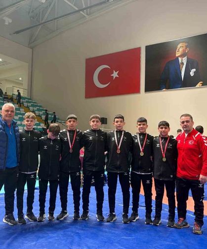 Denizlili Güreşçilerden Türkiye Şampiyonası’nda Büyük Başarı