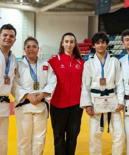 İşitme Engelliler Judo Şampiyonası’nda Denizli Damgası