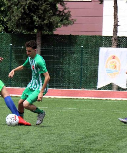 Gençler Sahada, Mahalle Ruhu Tribünde