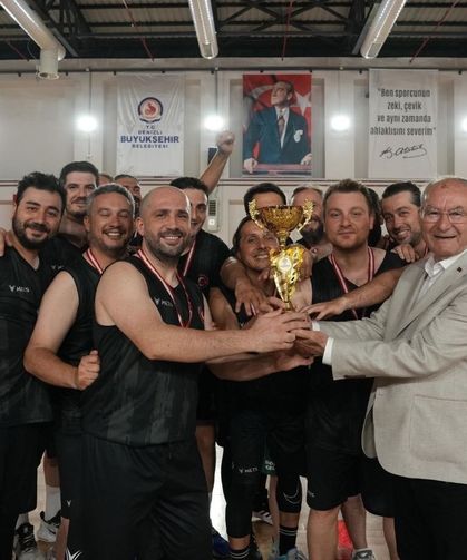 Basketbolun Şampiyonu Efendiler