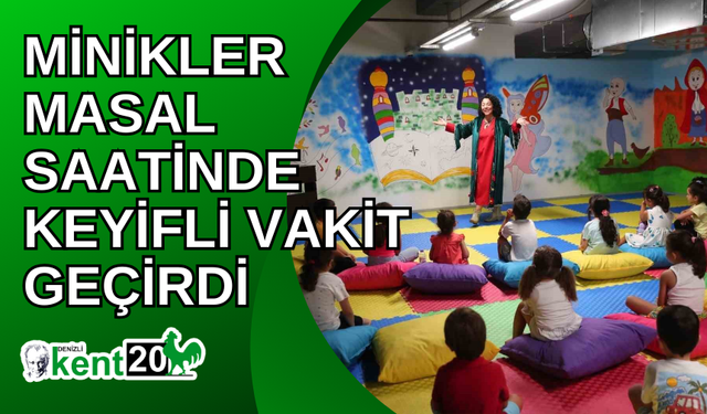 Minikler masal saatinde keyifli vakit geçirdi