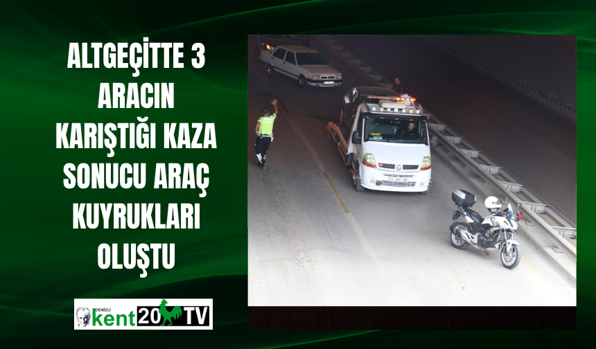 Altgeçitte 3 aracın karıştığı kaza sonucu araç kuyrukları oluştu
